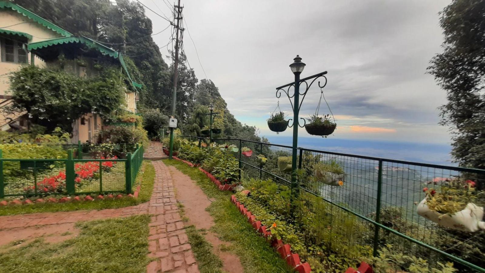 La Villa Bethany Mussoorie Ngoại thất bức ảnh
